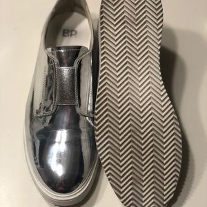 Silver ‘Mirrored’ like slight platform loafers